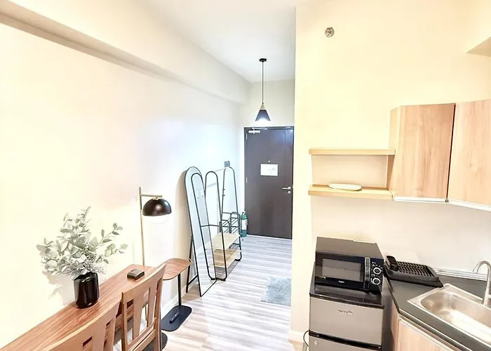 Modern At It Park View Apartment